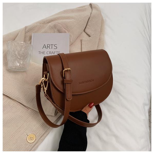Small retro bag