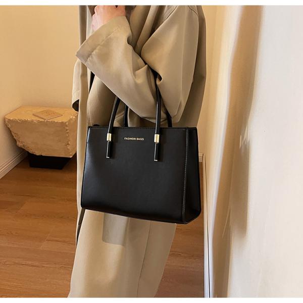 Large Capacity Handbag – Simple Tote Bag