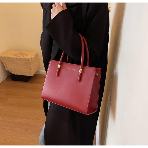 Large Capacity Handbag – Simple Tote Bag