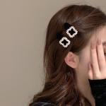 Velvet Diamond Square Hair Clip