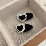 Velvet Diamond Square Hair Clip