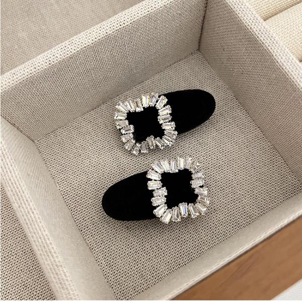 Velvet Diamond Square Hair Clip