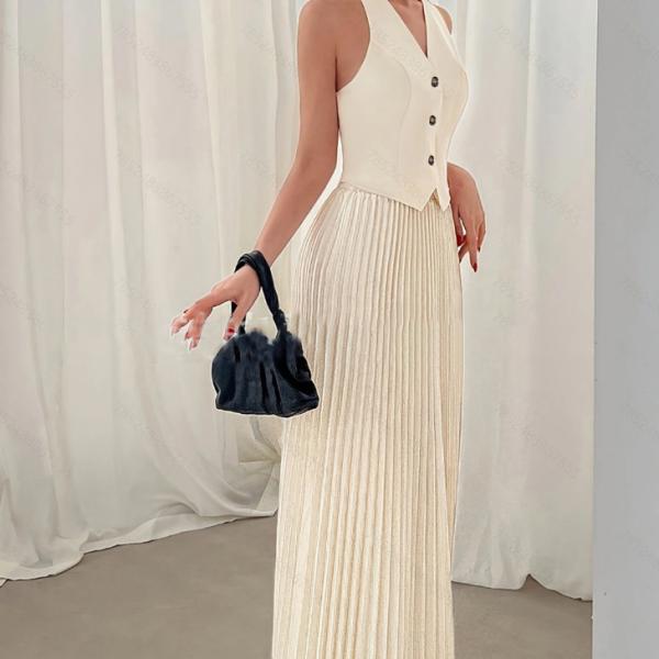 Sleeveless French-Style Dress